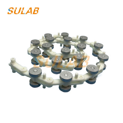 Xizi Otis roltrap slewingketen XAA332DS met 17-section handrail en 50.5mm pitch gemaakt van PA66+30%GF